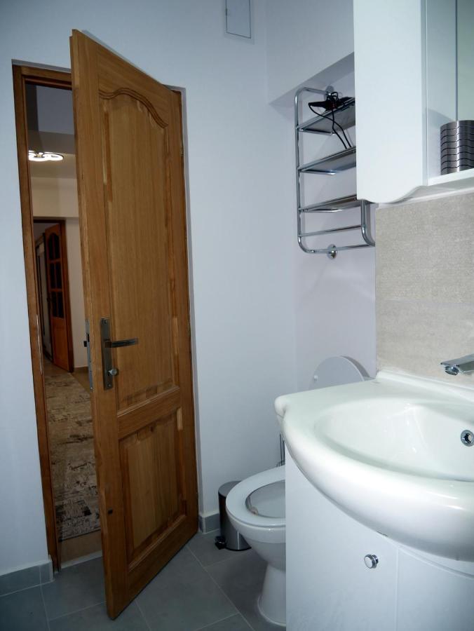 Apartament David 큼홀룸그몰도베네스크 외부 사진