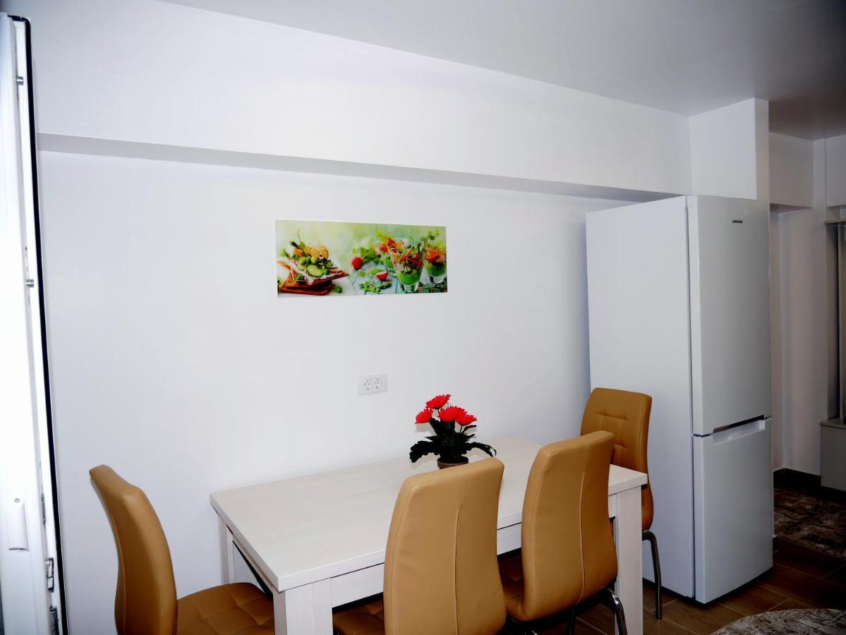 Apartament David 큼홀룸그몰도베네스크 외부 사진